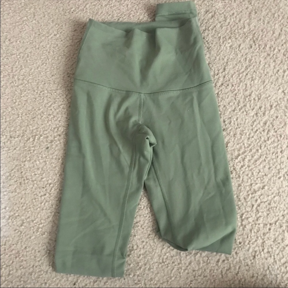 Lululemon Hi-Rise full-length leggings Size 2